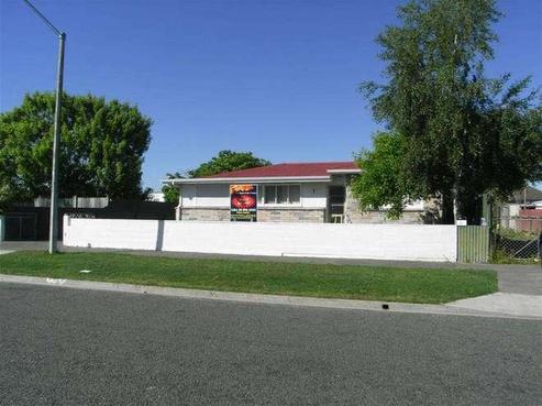 64 Barton Avenue, Marewa