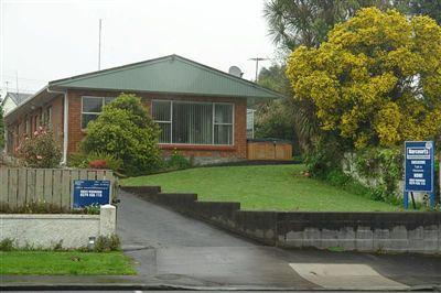 26 Northgate, Strandon