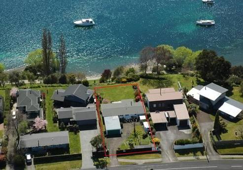55 Wharewaka Road, Wharewaka