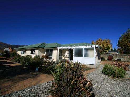 7 Mansor Court, Cromwell