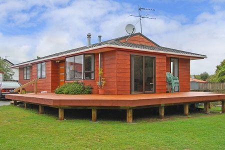 39 Delaware Grove, Totara Park