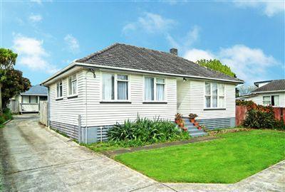 50 Saint Leonards Road, Kelston