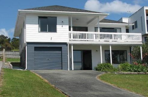 32 Wairahi Road, Langs Beach