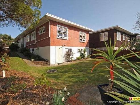 21 Newry Road, Raumati Beach