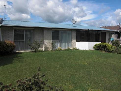 10B Sandringham Road, Enderley