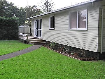 2/93 Hobsonville Road, West Harbour