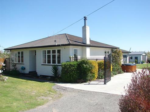 270 Farndon Road, Clive