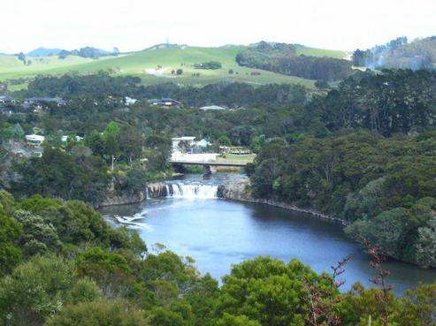 12 Falls View Road, Haruru