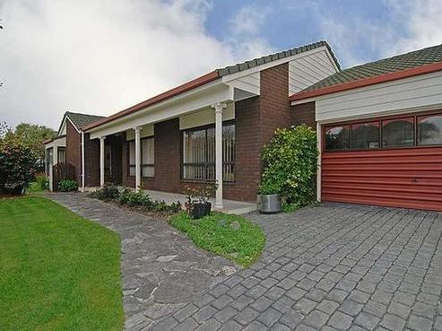 6 Washbourn Drive, Richmond
