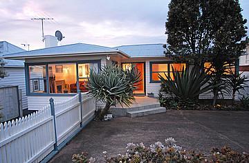 150 Sunset Road, Unsworth Heights