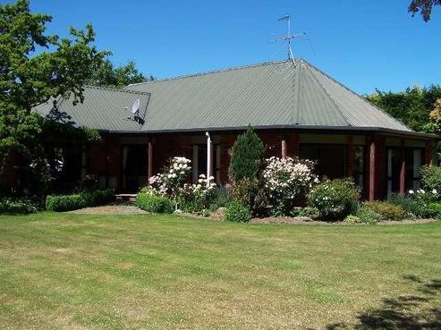 383 Racecourse Road, Allenton