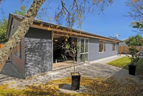 20B Akatarawa Road, Brown Owl