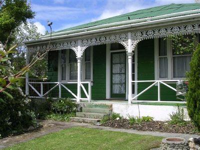 48 Irvine Street, Lawrence