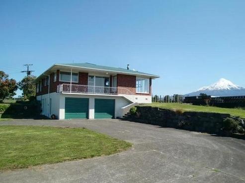 132 Norfolk Road, Inglewood