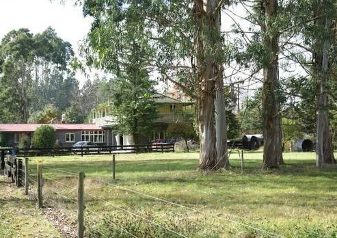 1679 Broadlands Road, Broadlands Forest