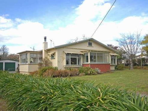 73 Strasbourge Street, Martinborough