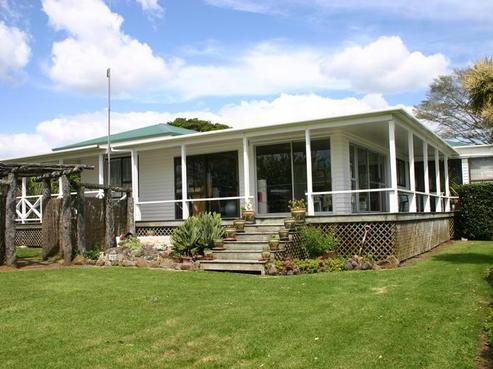 66 Pook Road, Buckland