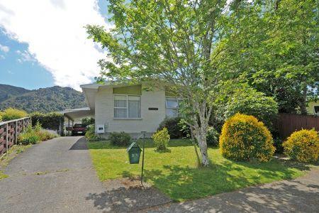 13 Montana Road, Totara Park