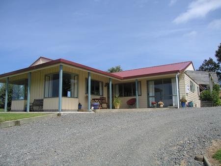 571A Shoemaker Road, Waipu