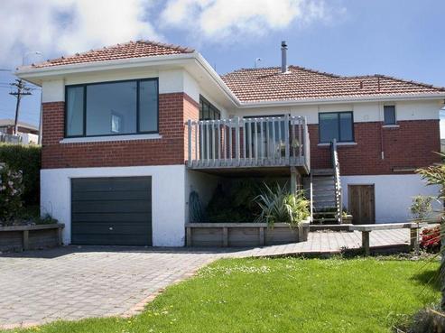 162 Easther Crescent, Kew