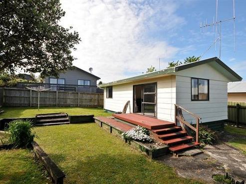 9 Maynard Place, Temple View