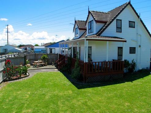 107 Santiago Crescent, Unsworth Heights