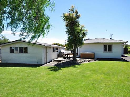 23 Merton Crescent, Pirimai