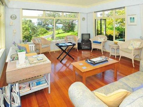 5 Matheson Bay Road, Leigh