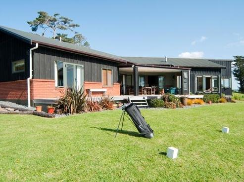 1832 East Coast Road, Stillwater