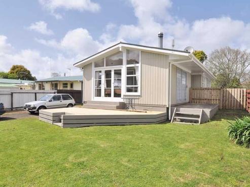11 Churchill Street, Pukekohe