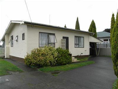 16 Stewart Street, Aramoho