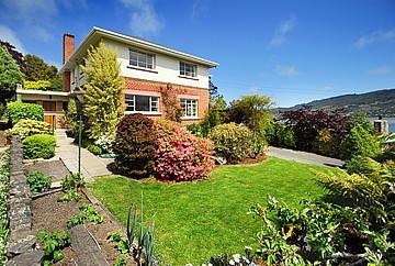 10 Marion Street, Macandrew Bay