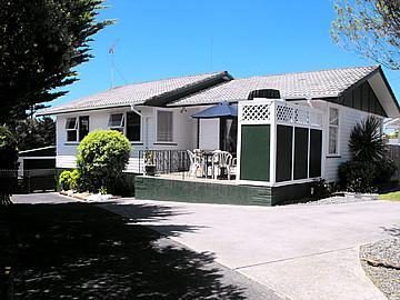 23 Thornlow Street, Glendene