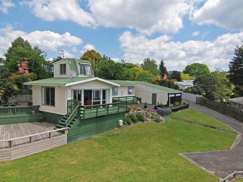 11 Galbraith Street, Springfield