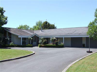 35 Wards Line, Greytown