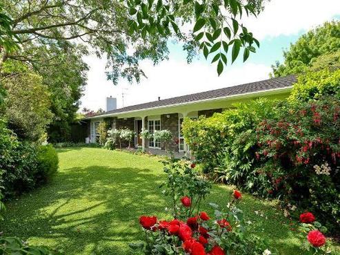 42 Orchard Avenue, Enderley