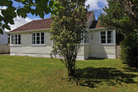 46 Reynolds Street, Taita