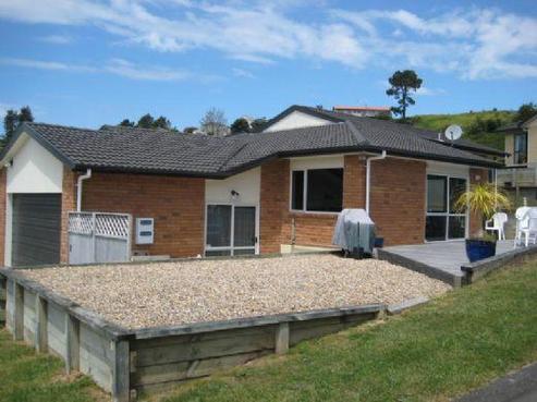 15 Roberta Crescent, Orewa