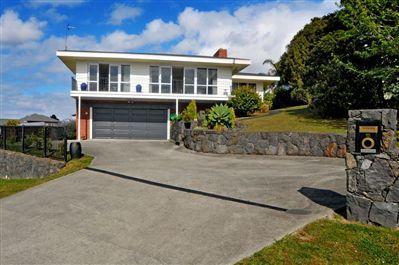 15 Windsor Place, Windsor Park