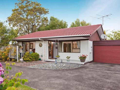 11A Beaumaris Way, Conifer Grove