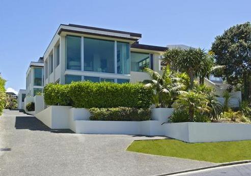 22 Beach Road, Castor Bay
