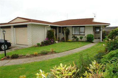 6 Hunter Place, Merrilands
