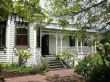 297 Forest Hill Road, Waiatarua