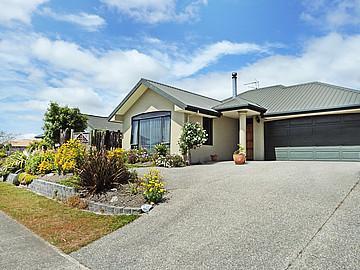 25 Kingsford Drive, Stoke