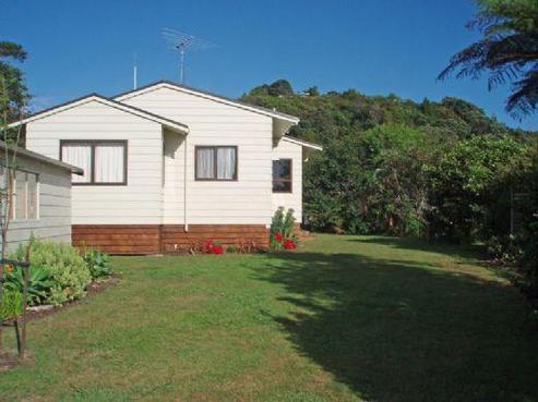 38 Hahei Beach Road, Hahei