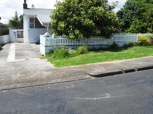 114 Cobham Crescent, Kelston