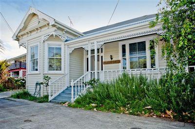 1/20 Sulphur Beach Road, Northcote Point