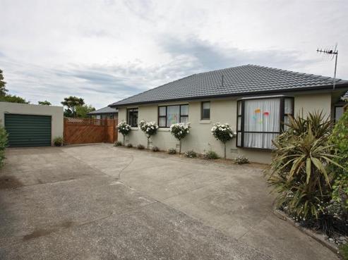 10 Eden Crescent, Glengarry