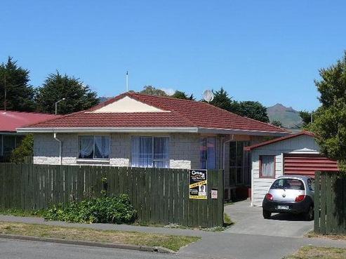 42 Ruru Road, Bromley
