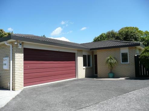 1046 Great North Road, Point Chevalier